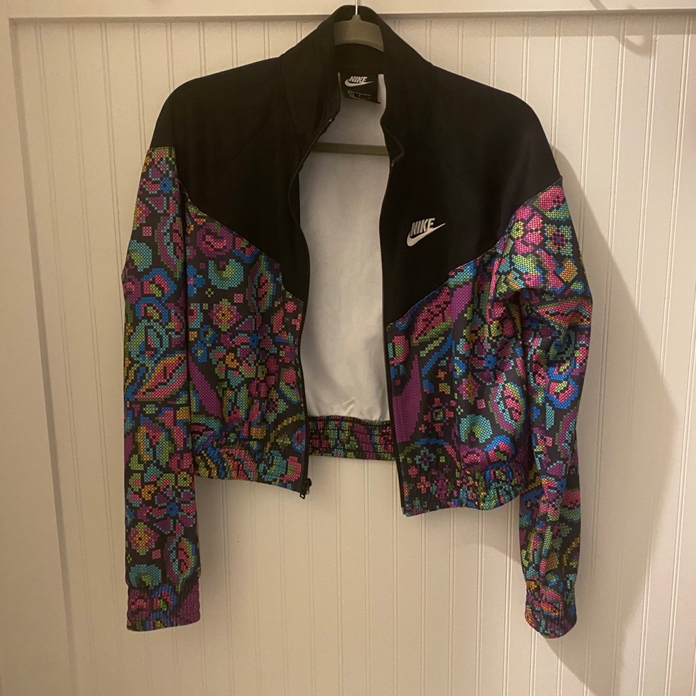 W Nike Printed Jacket - image 3
